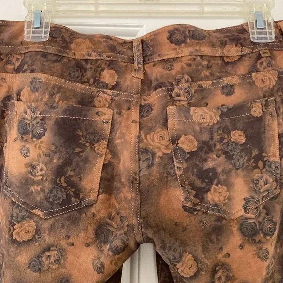 Almost Famousl legging / jean. size 7 - Picture 7 of 9